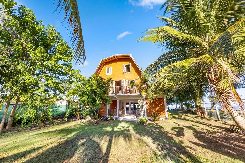 LAS PICUAS - Residential