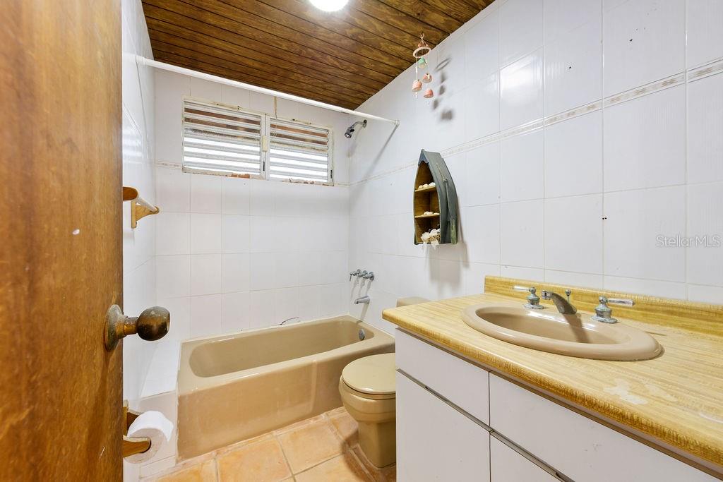 LAS PICUAS - Residential