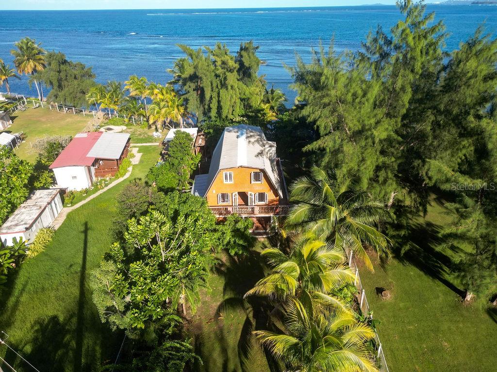 LAS PICUAS - Residential