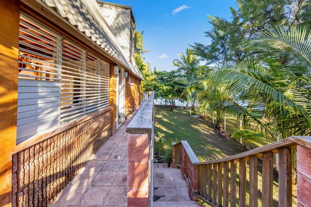 LAS PICUAS - Residential