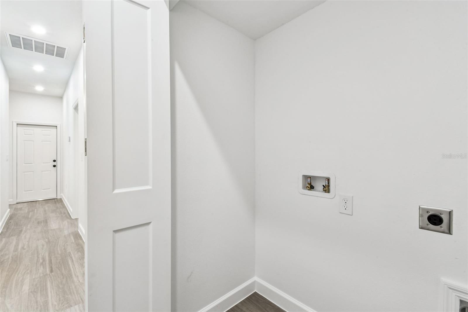 LIVINGSTON AVE ESTATES FIRST ADD - Residential