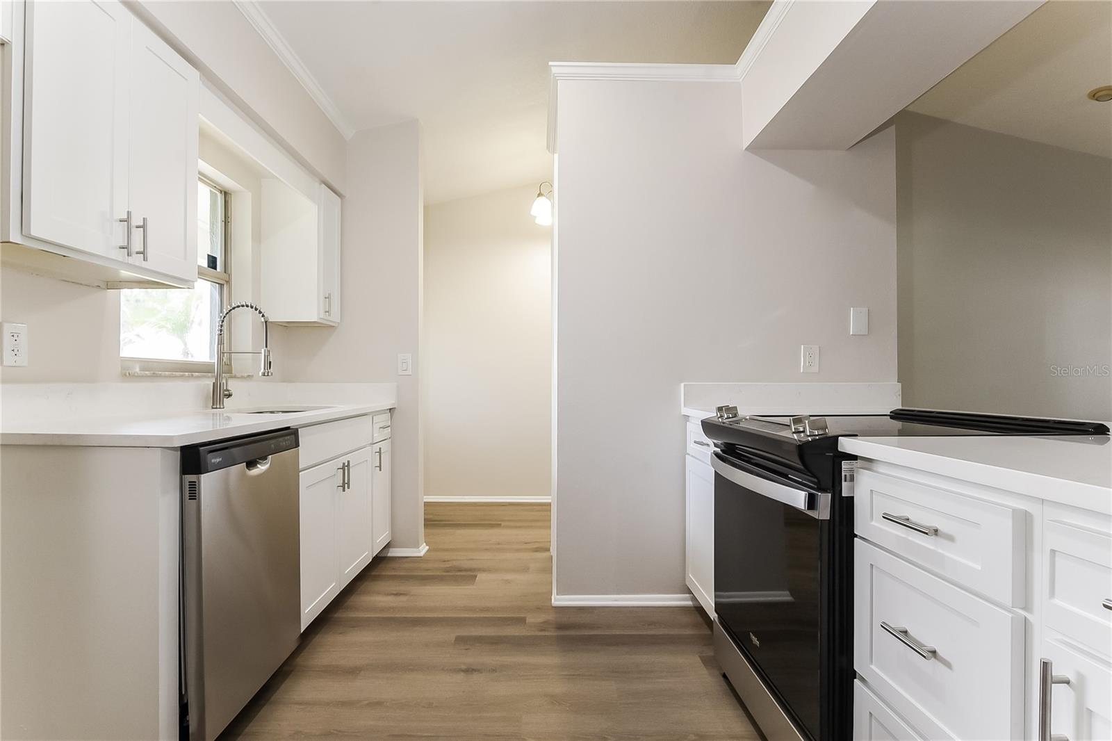 COLLEGE HEIGHTS PH 03 - Residential