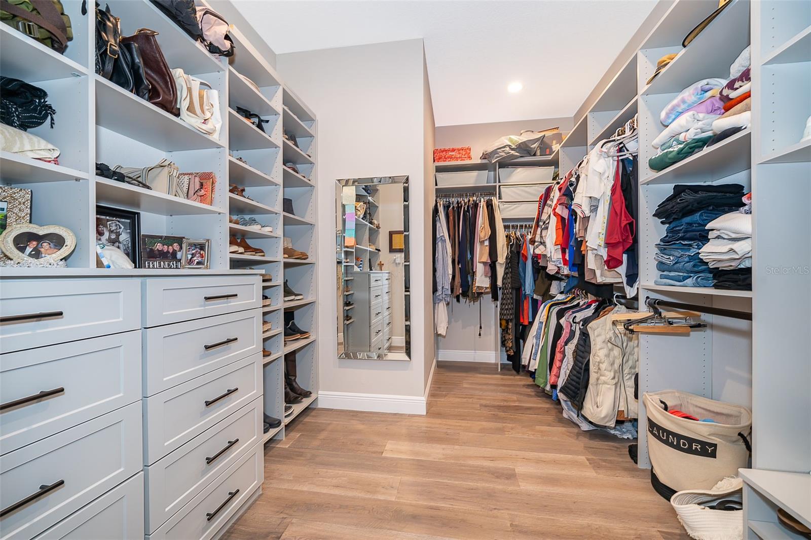 SEMINOLE WOODS 5 AC DEV - Residential