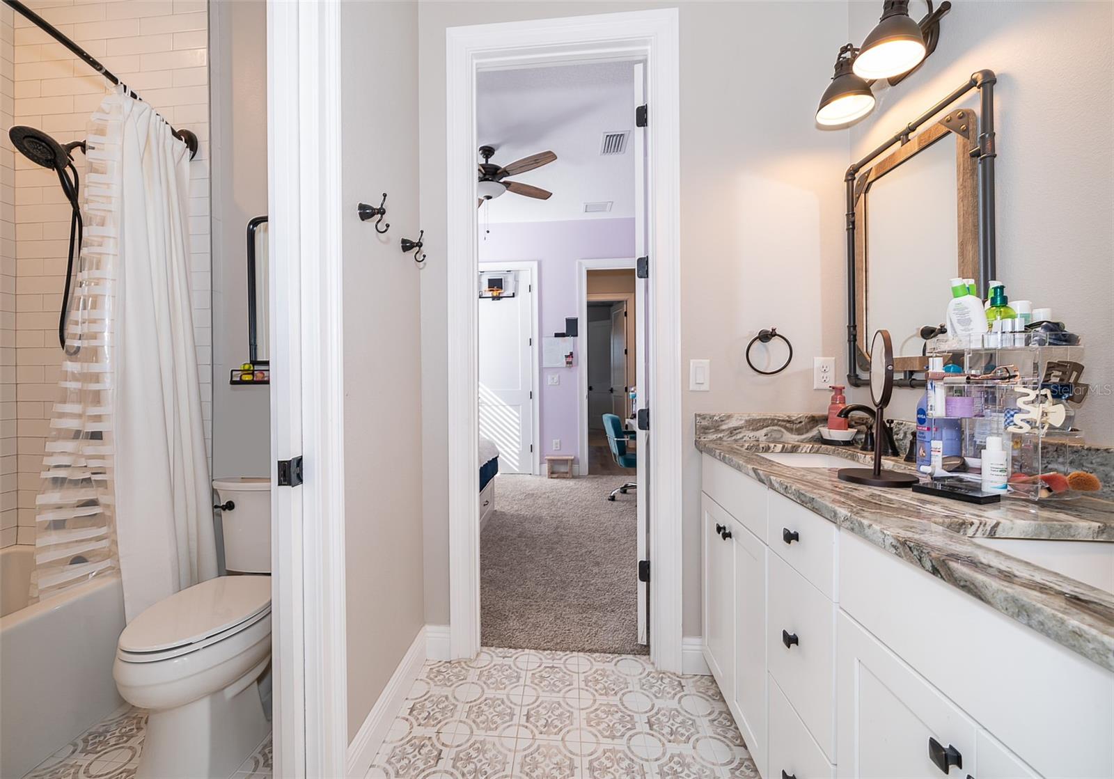 SEMINOLE WOODS 5 AC DEV - Residential