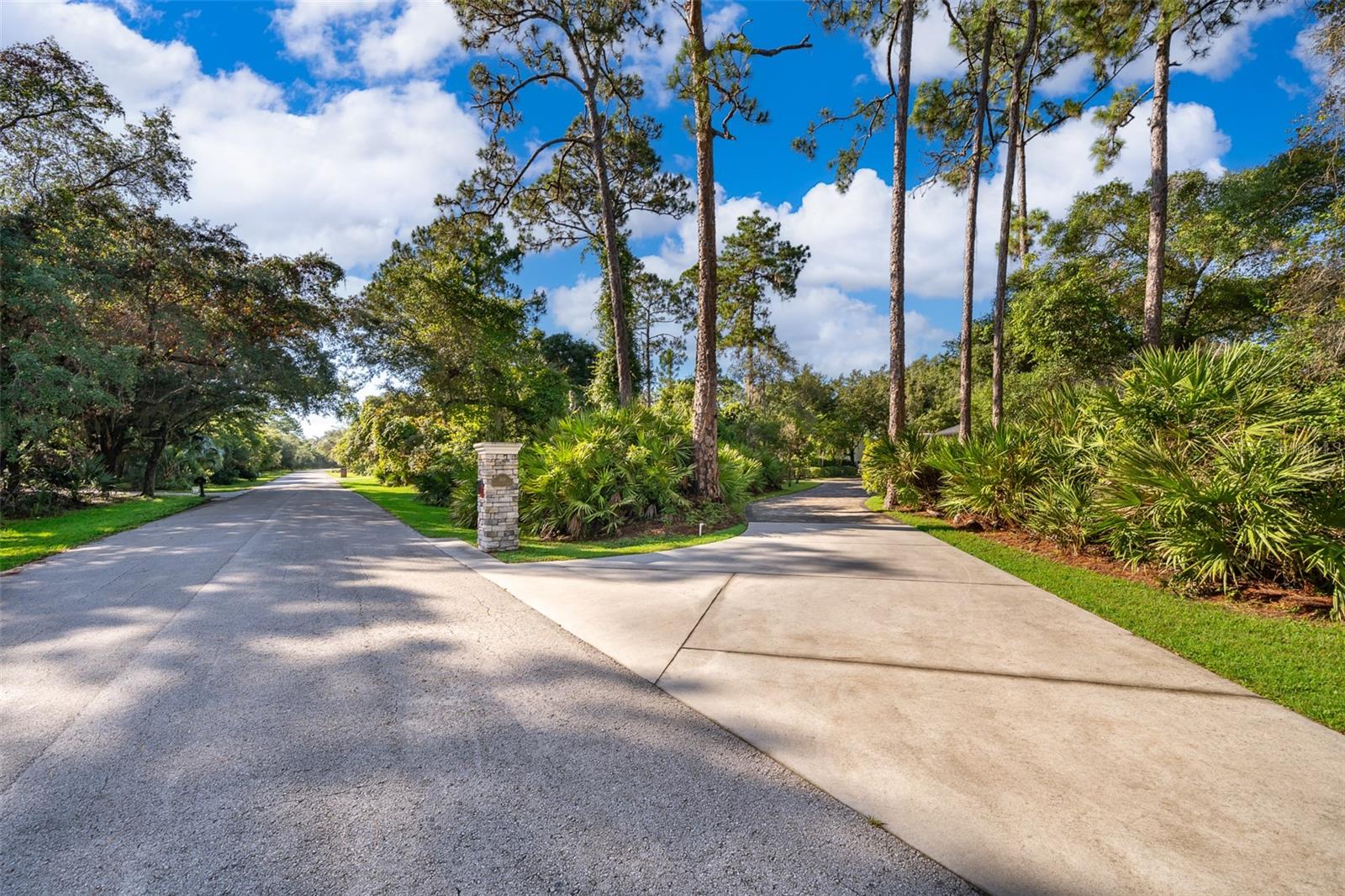 SEMINOLE WOODS 5 AC DEV - Residential