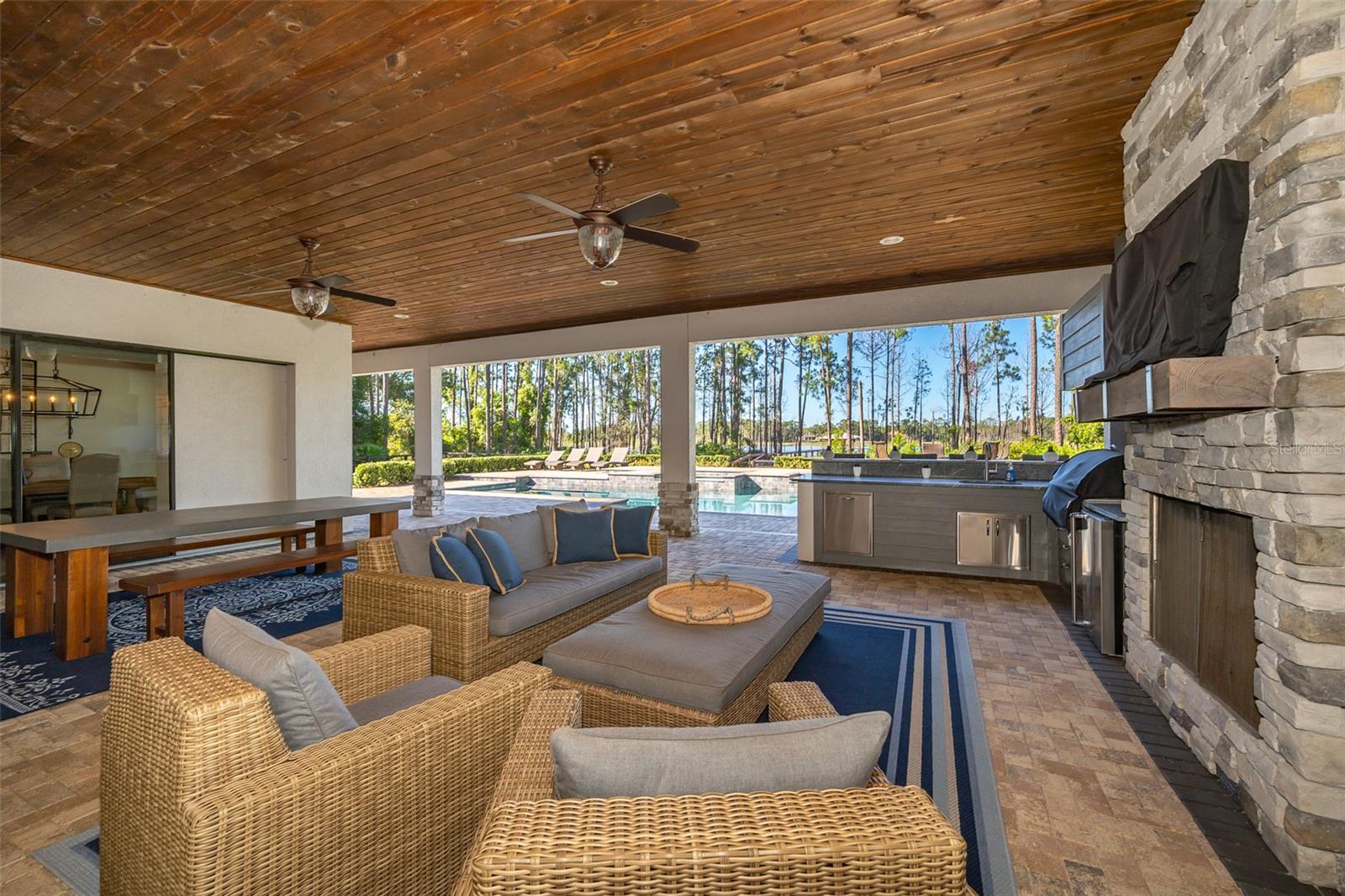 SEMINOLE WOODS 5 AC DEV - Residential