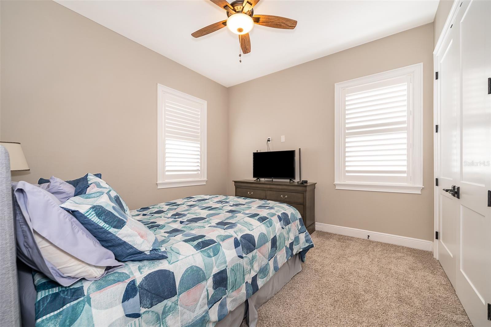 SEMINOLE WOODS 5 AC DEV - Residential