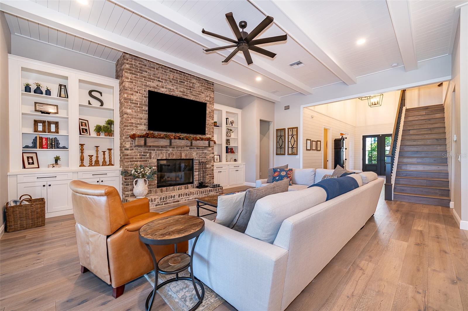 SEMINOLE WOODS 5 AC DEV - Residential