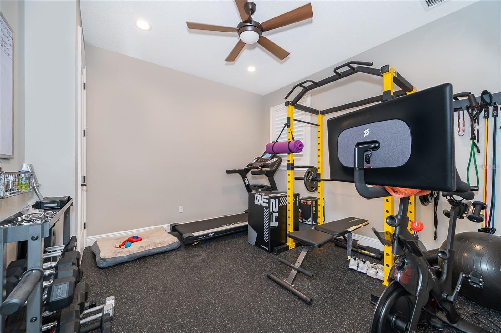 SEMINOLE WOODS 5 AC DEV - Residential