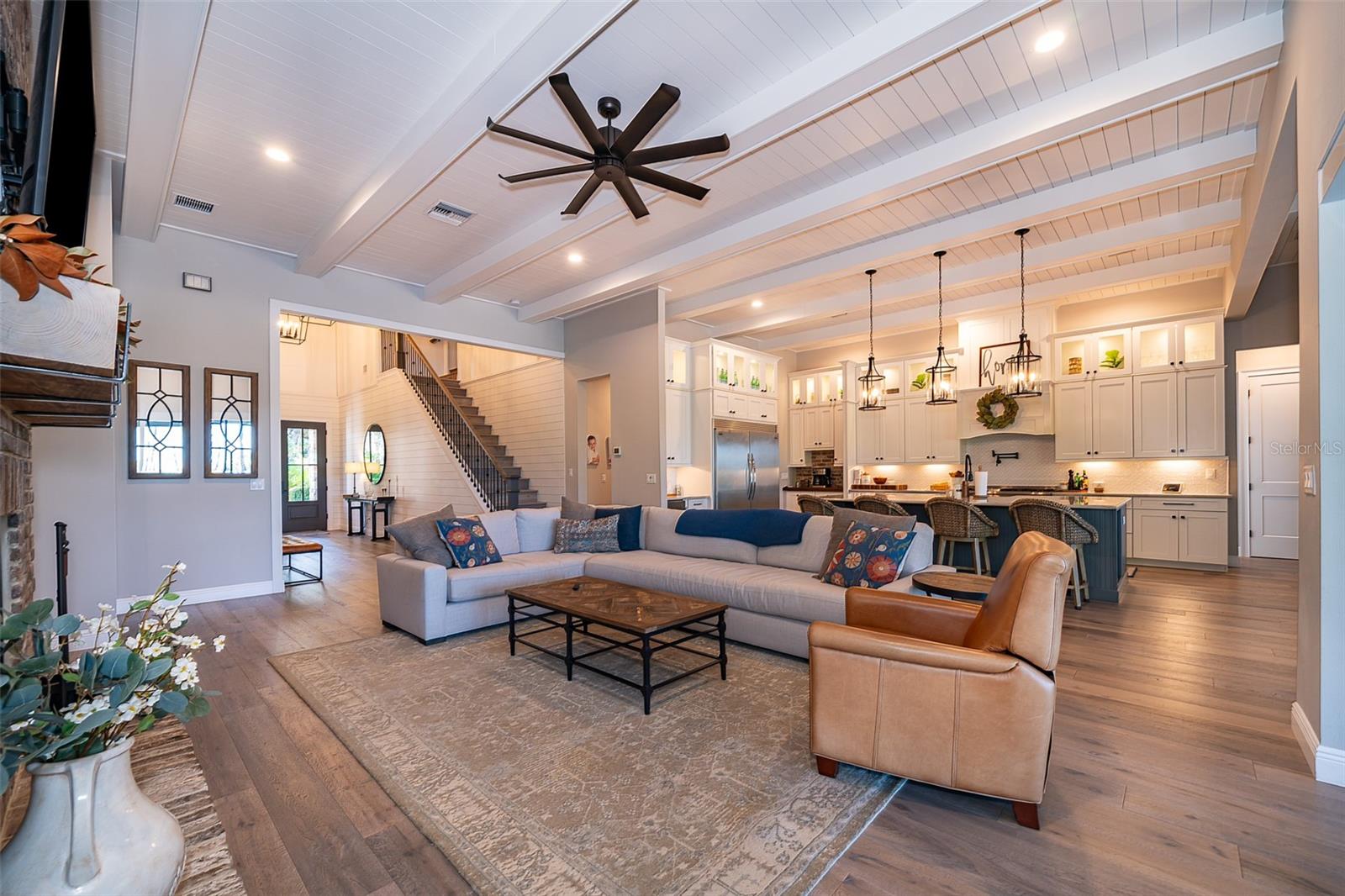 SEMINOLE WOODS 5 AC DEV - Residential