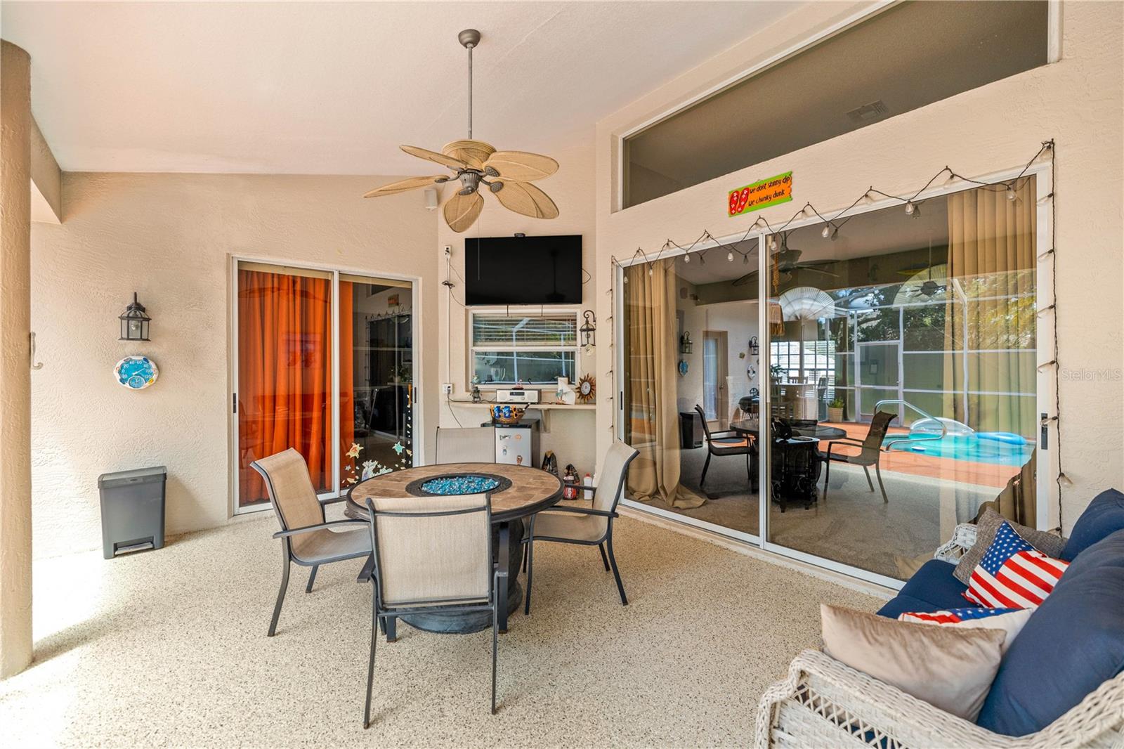 CRYSTAL OAKS EIGHTH ADD - Residential