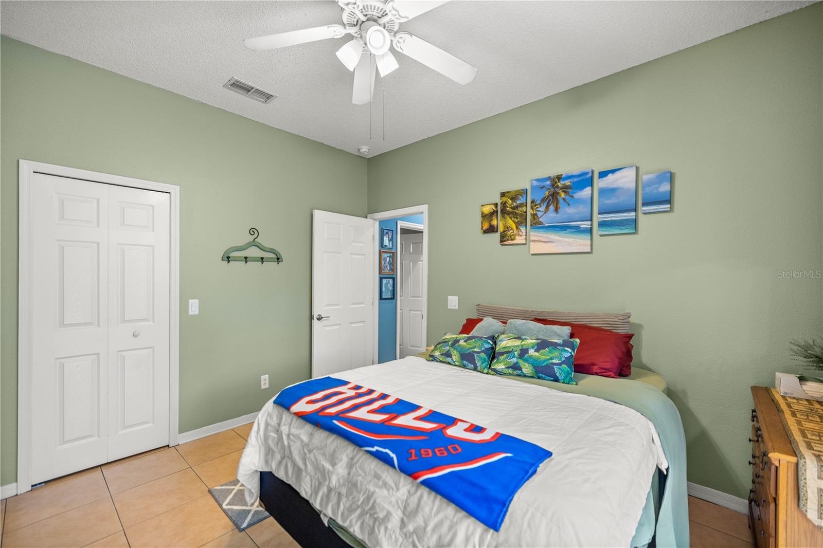 CRYSTAL OAKS EIGHTH ADD - Residential