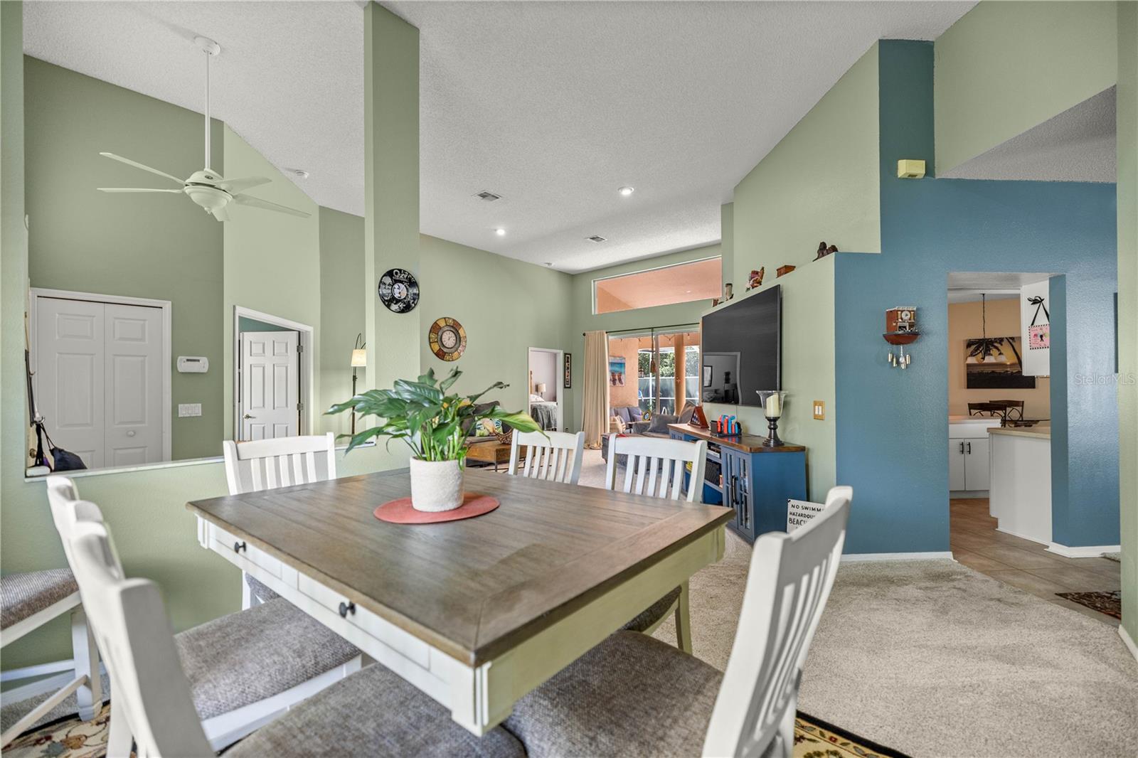 CRYSTAL OAKS EIGHTH ADD - Residential