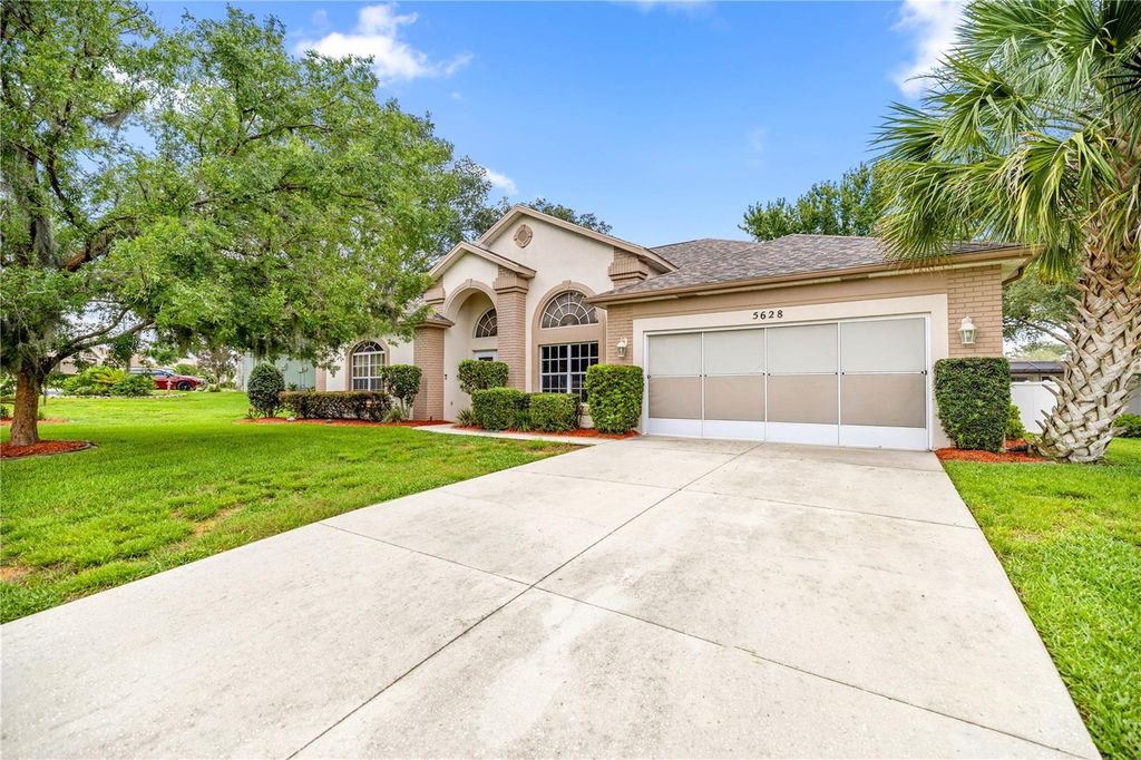 Photo of 5628 W Hunters Ridge Circle, Lecanto, FL 34461 (MLS # OM705871)
