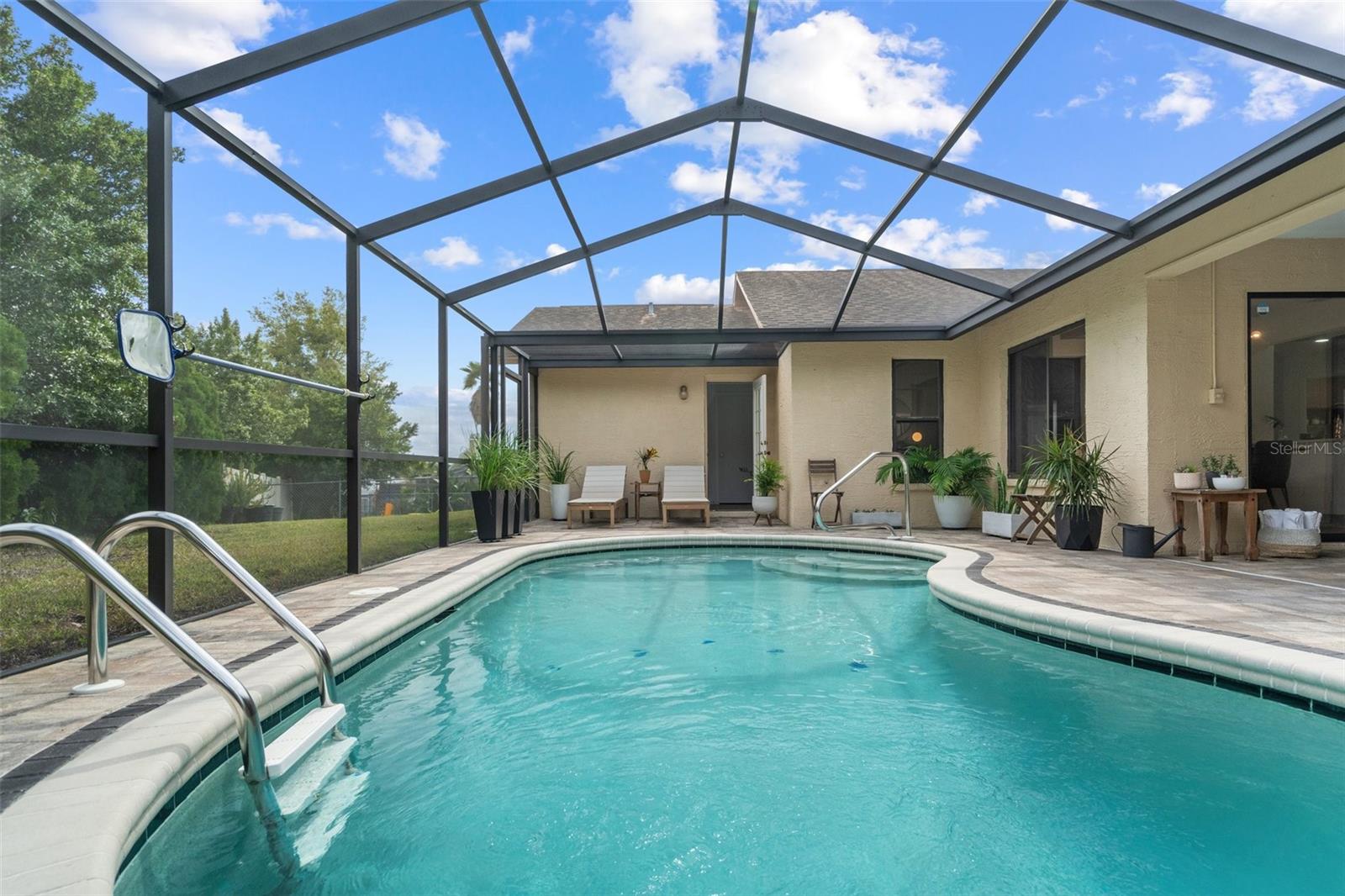 BERKELEY MANOR - Residential