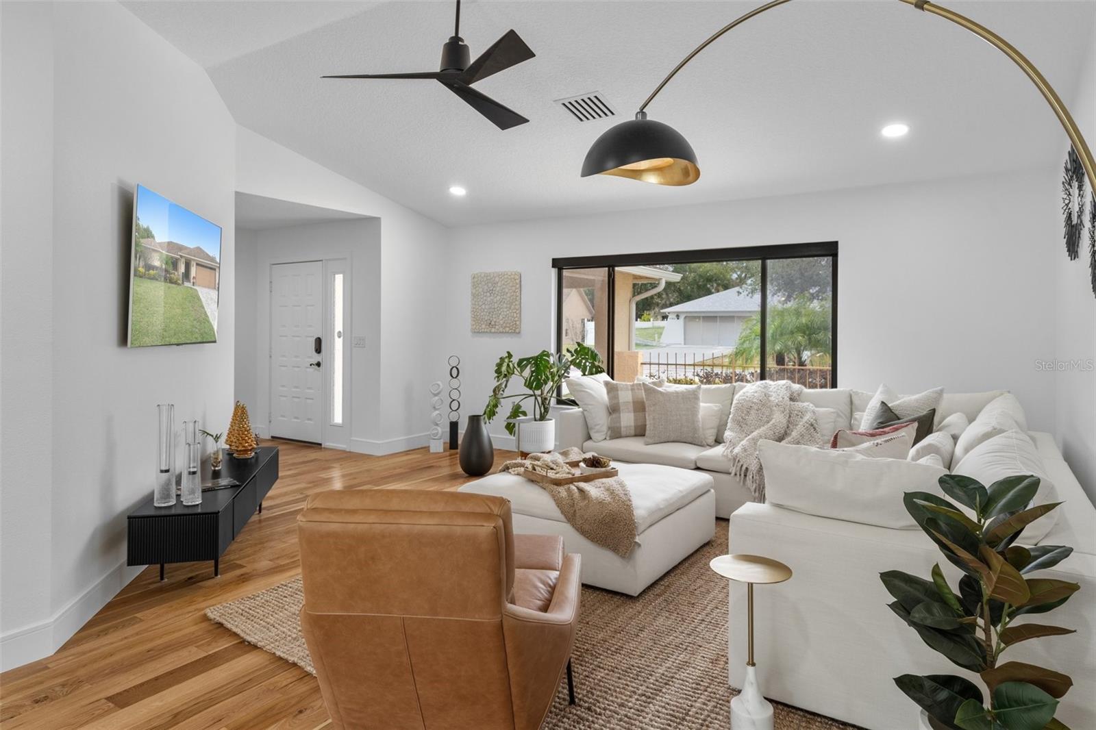 BERKELEY MANOR - Residential