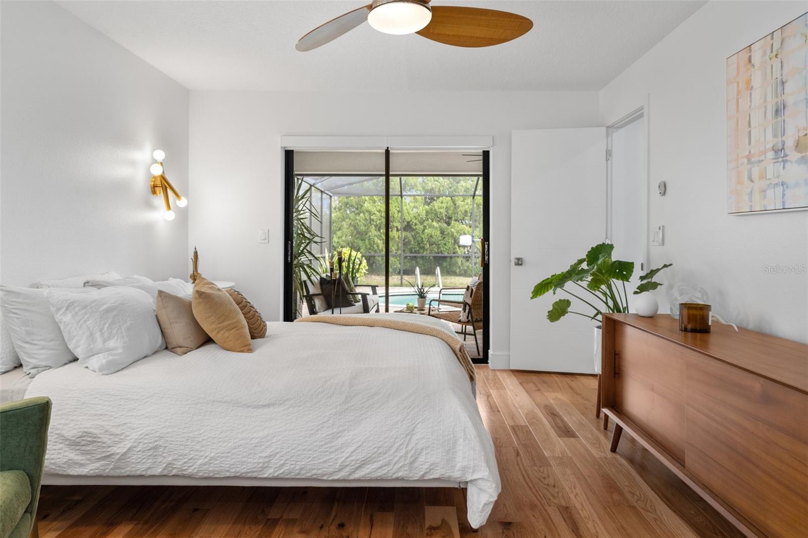 BERKELEY MANOR - Residential