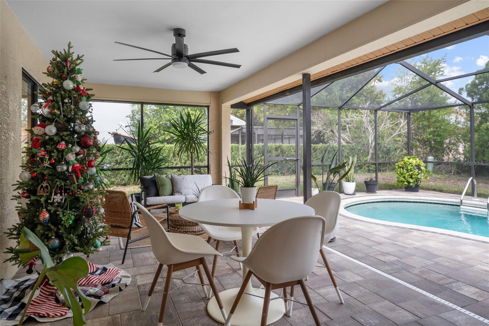 BERKELEY MANOR - Residential