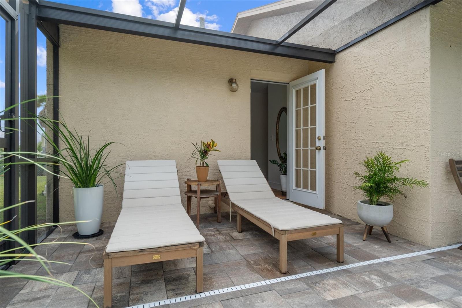 BERKELEY MANOR - Residential