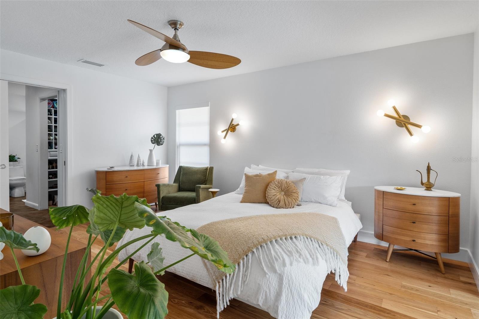 BERKELEY MANOR - Residential