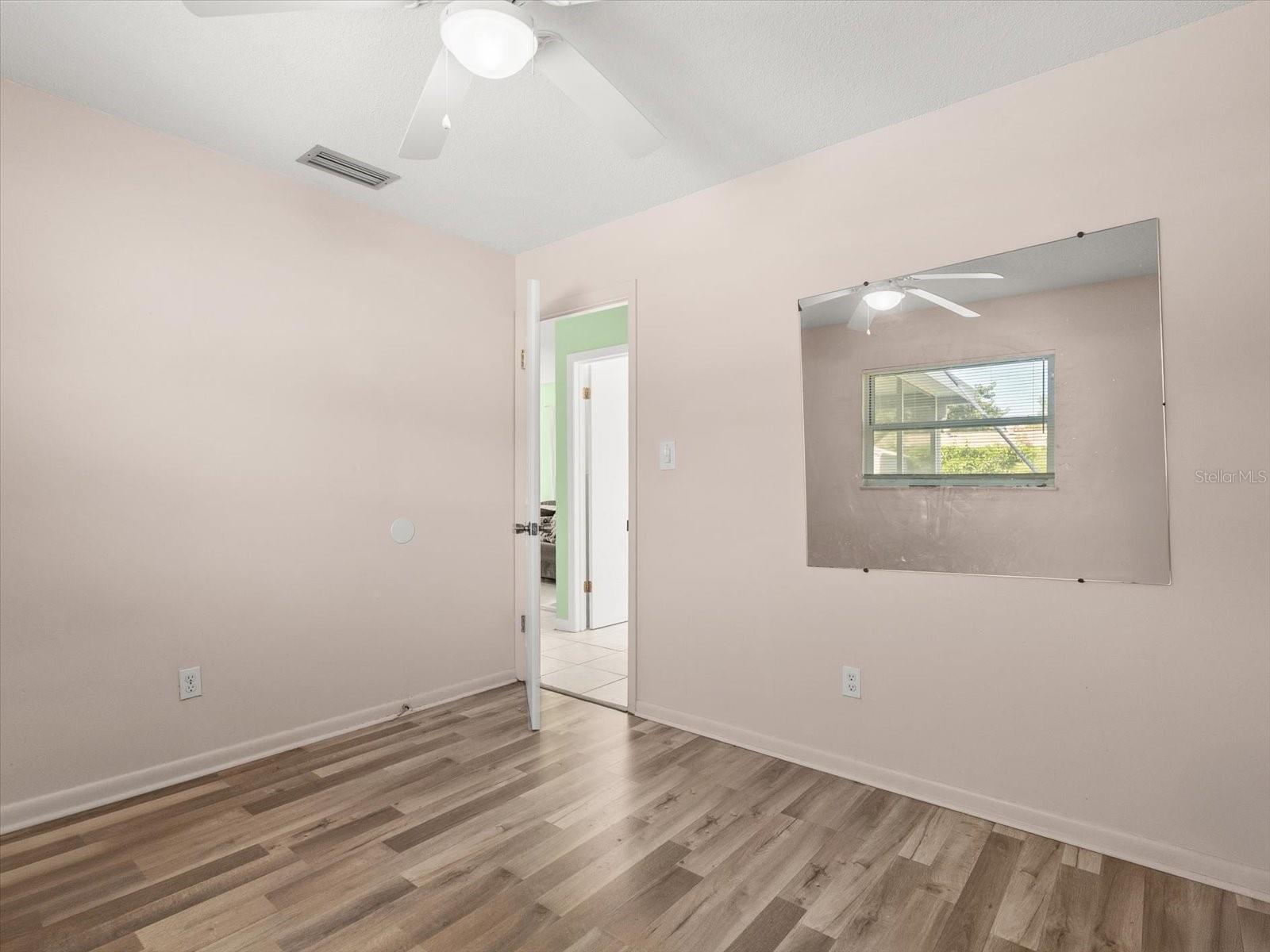 IMPERIAL ESTATES - Residential