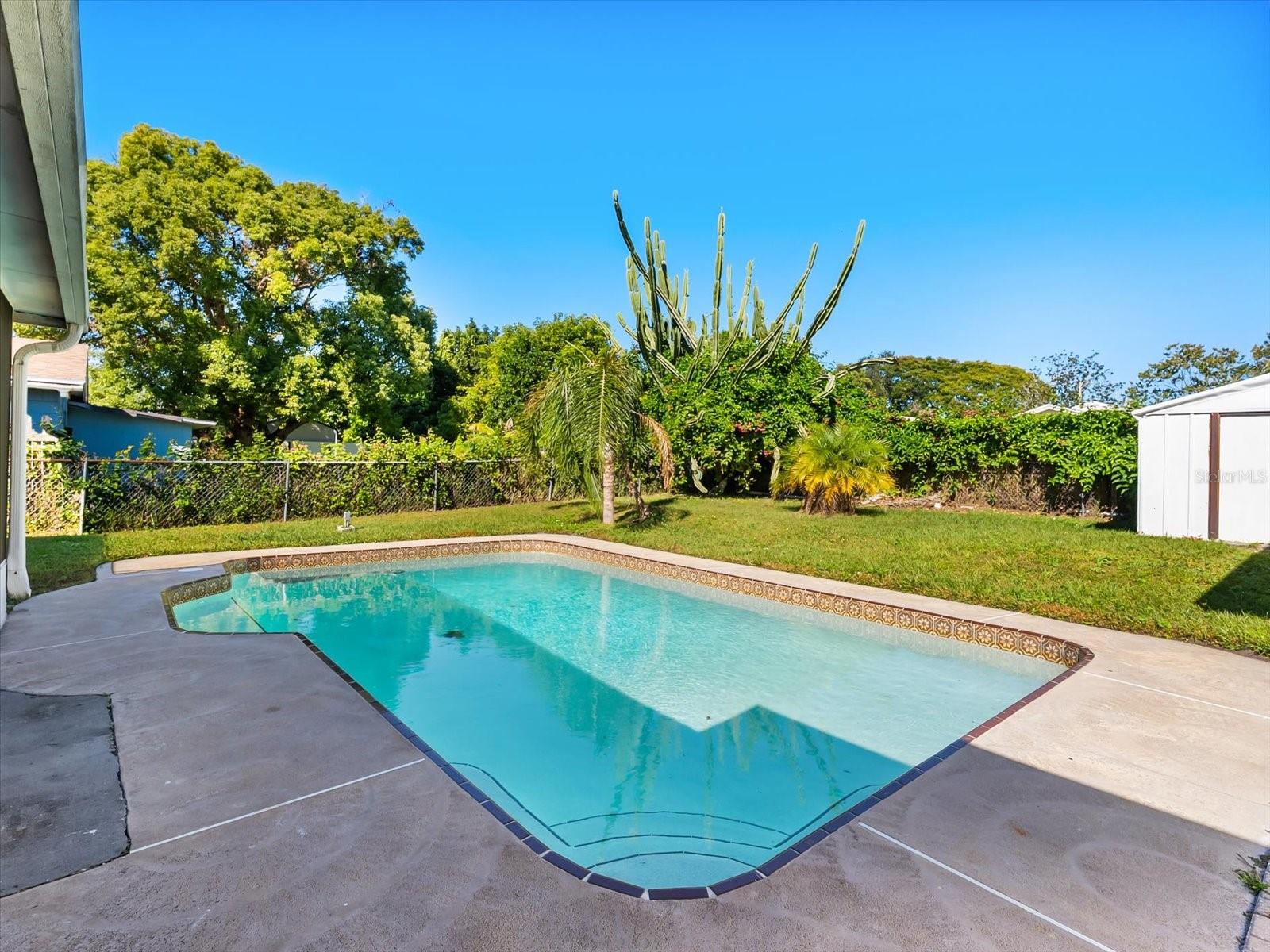 IMPERIAL ESTATES - Residential