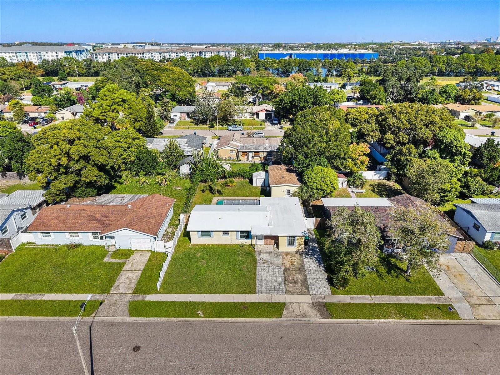 IMPERIAL ESTATES - Residential