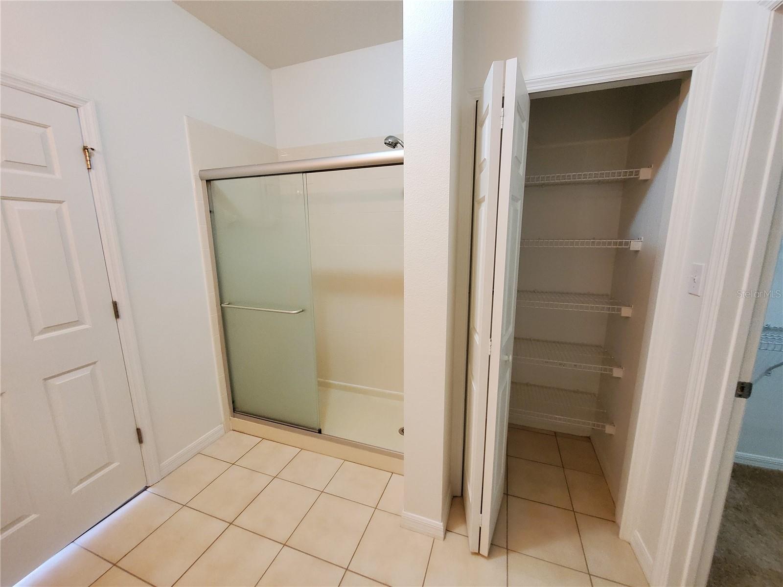 PARKRIDGE PH 33 & 19 - Residential Lease