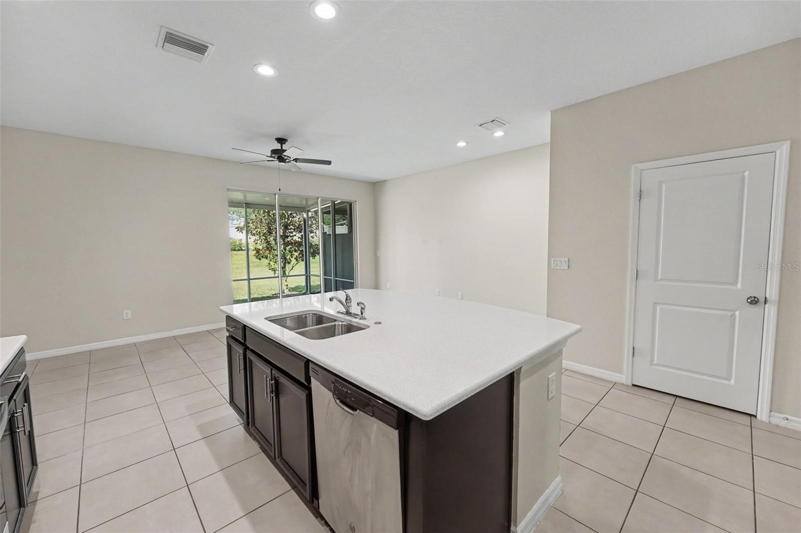 6116 WILLOWSIDE STREET