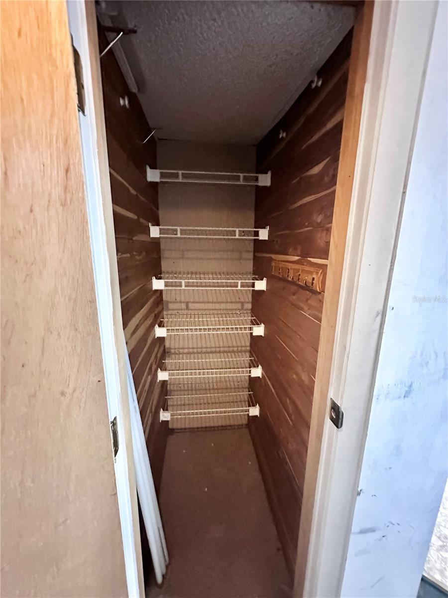 MOUNT DORA - Residential Lease