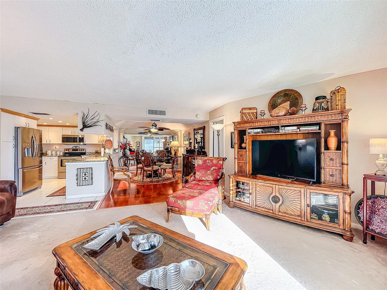 2611 BAYSHORE BOULEVARD 302