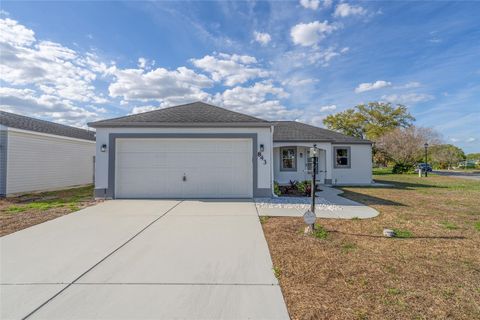 Photo of 843 Bolivar Street, Lady Lake, FL 32159 (MLS # G5109494)