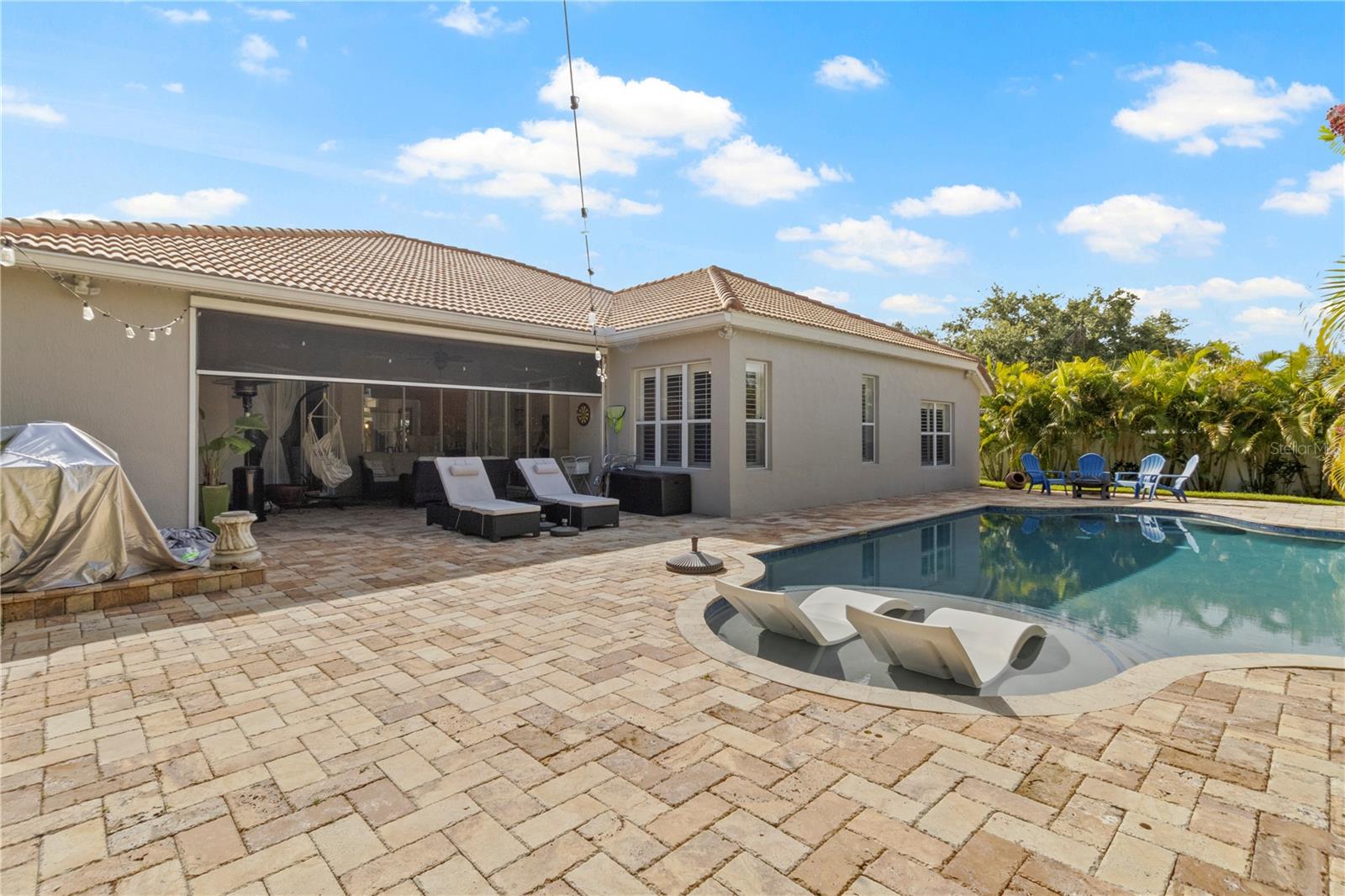 GLENMUIR 48 39 - Residential