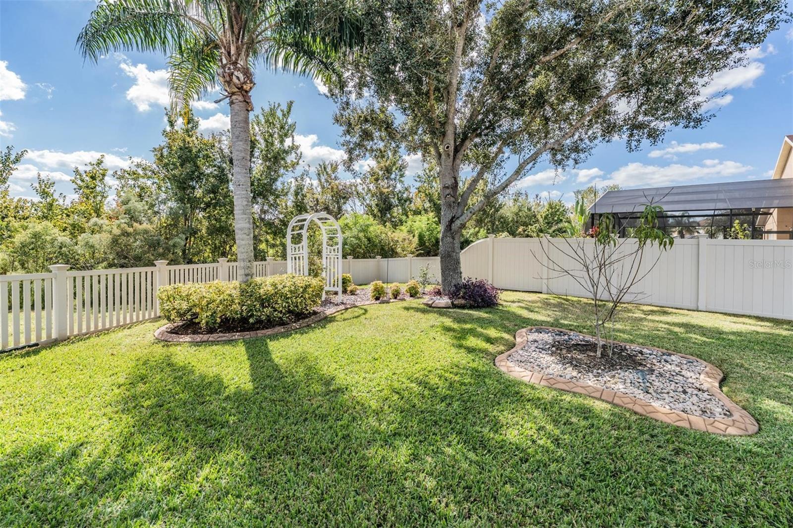 EASTON PARK - Residential