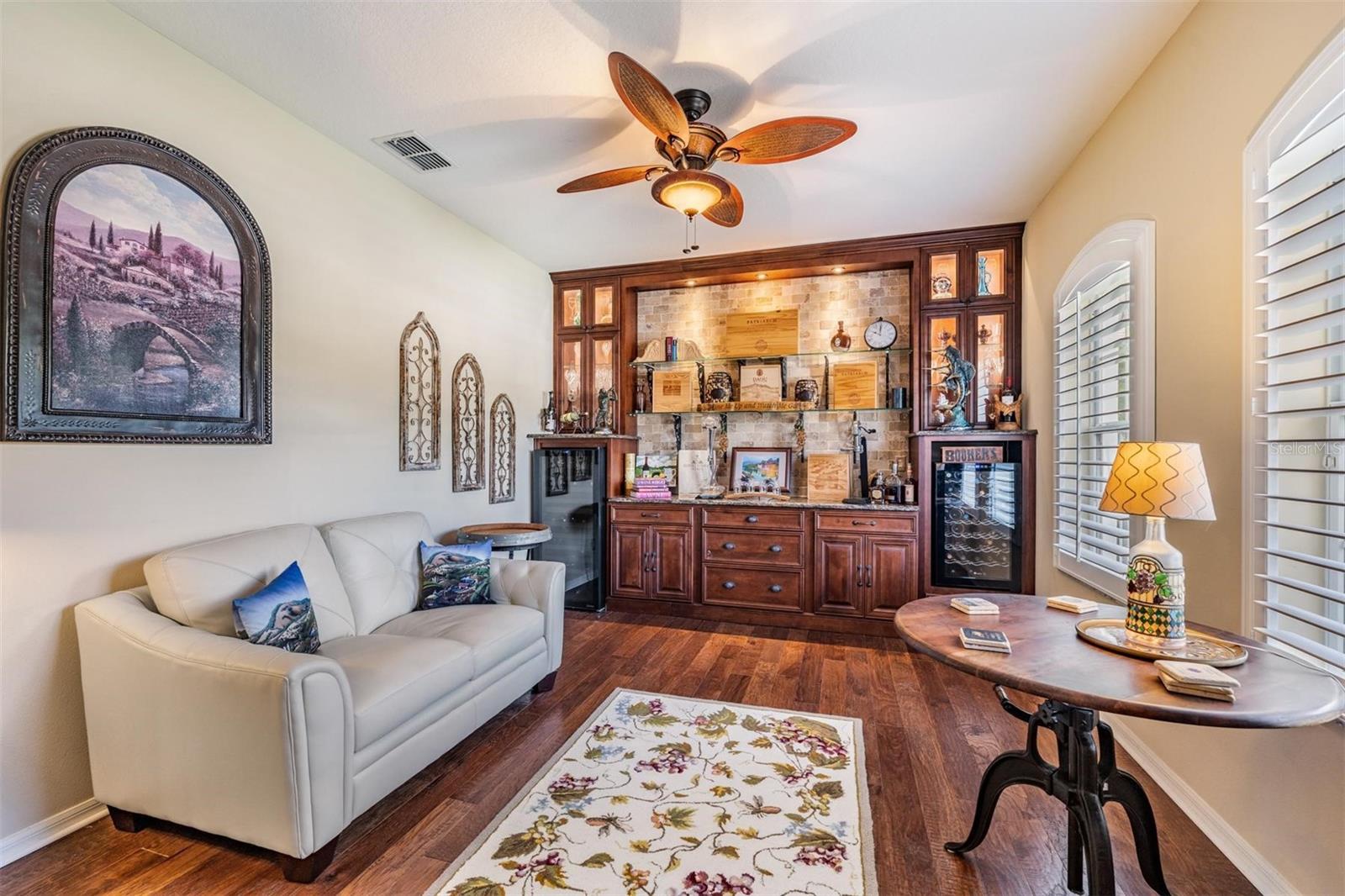 EASTON PARK - Residential