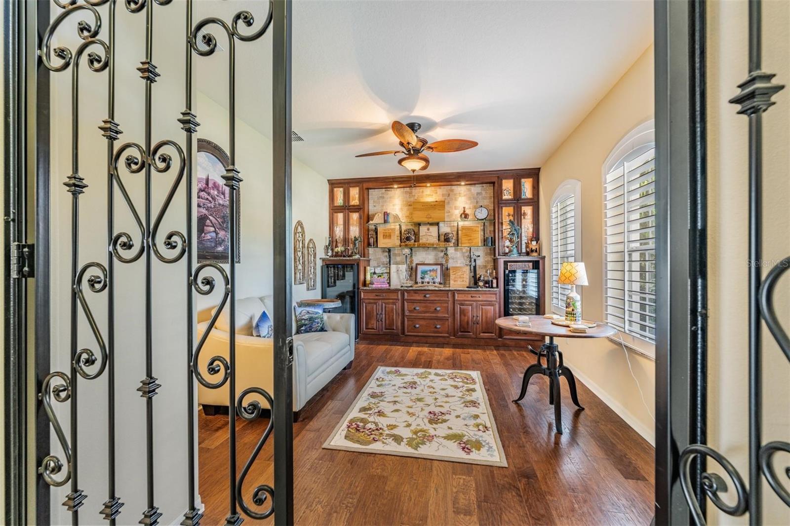 EASTON PARK - Residential