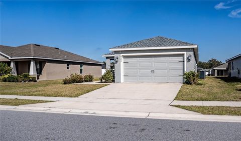 A home in LAKELAND