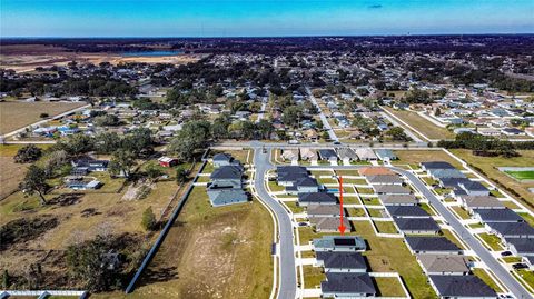 A home in LAKELAND