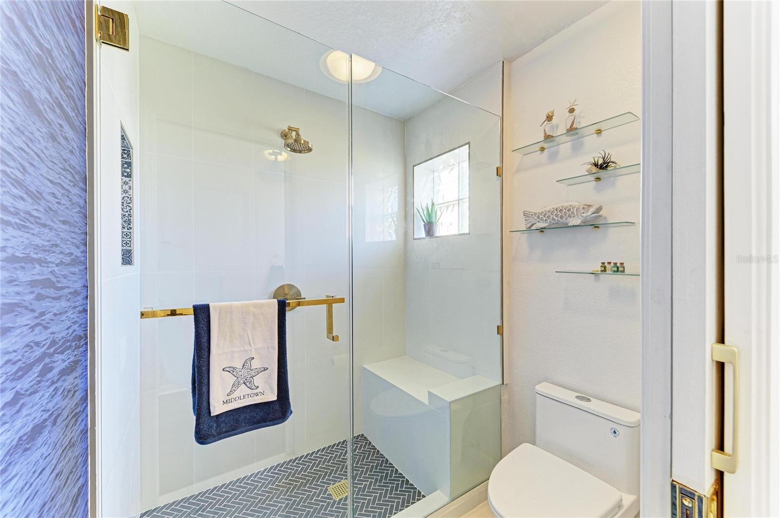 PERIDIA UNIT FOUR - Residential