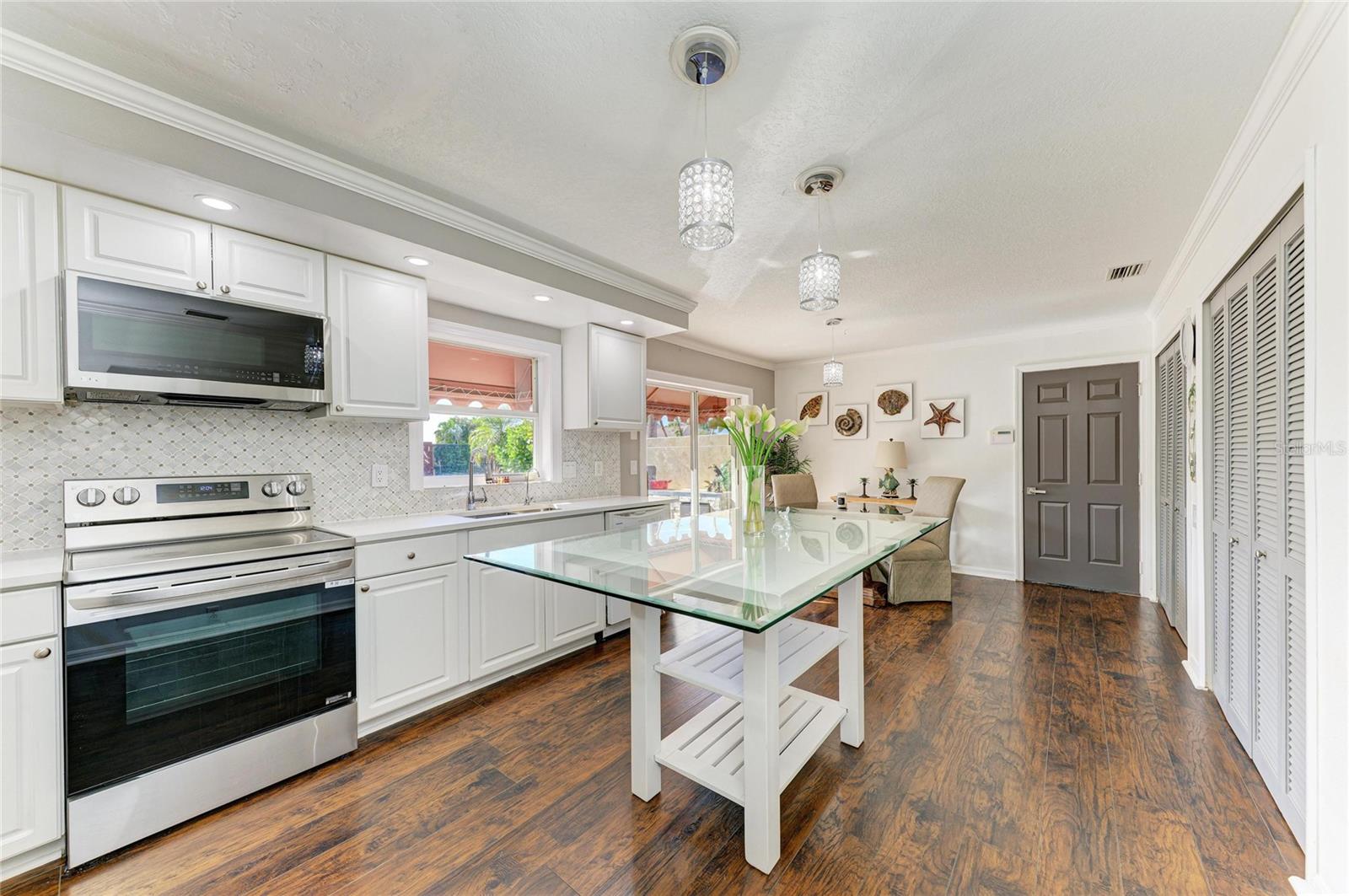 PERIDIA UNIT FOUR - Residential