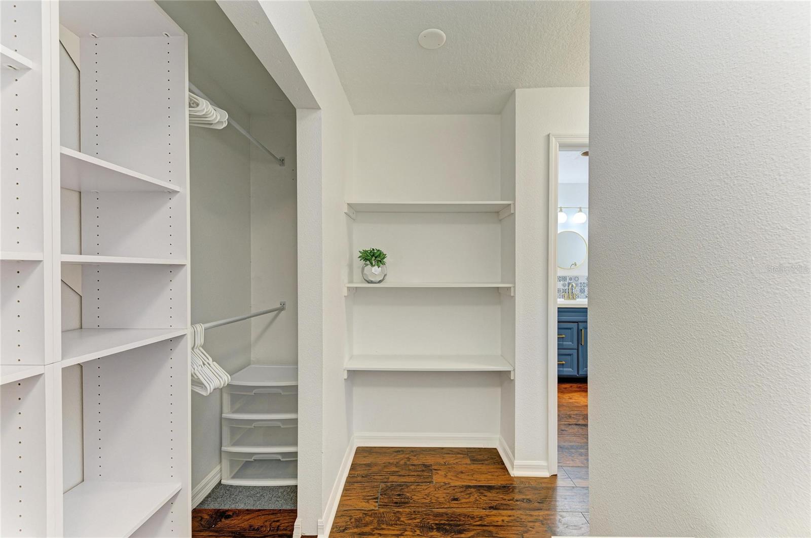 PERIDIA UNIT FOUR - Residential