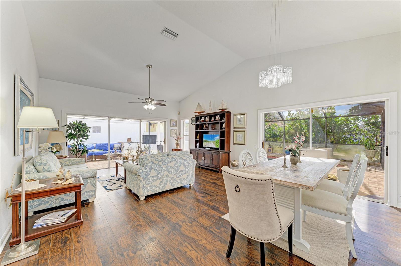 PERIDIA UNIT FOUR - Residential