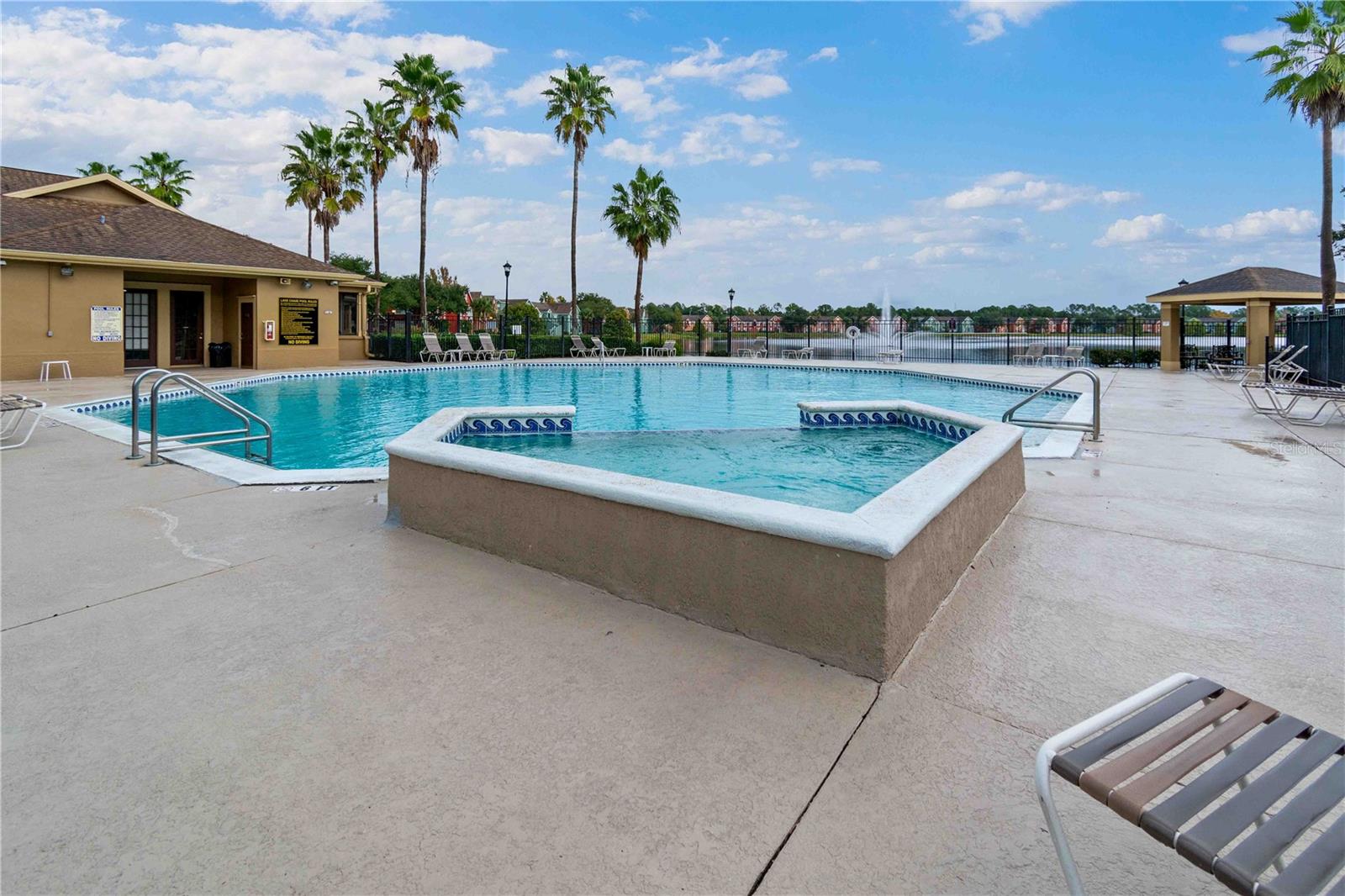 LAKE CHASE CONDO - Residential