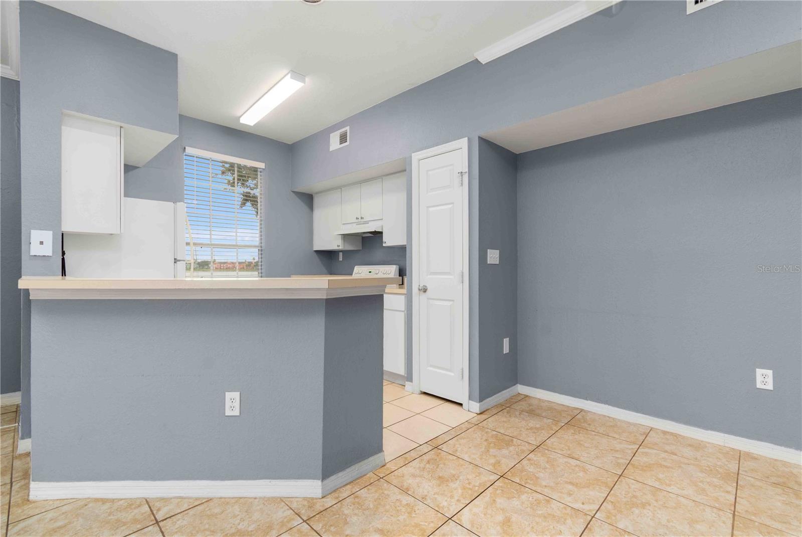 LAKE CHASE CONDO - Residential