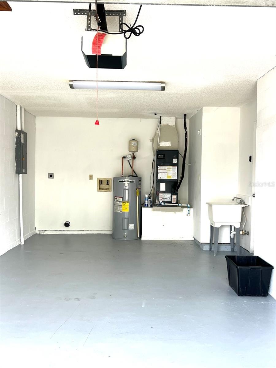 LEHIGH WOODS - Residential Lease