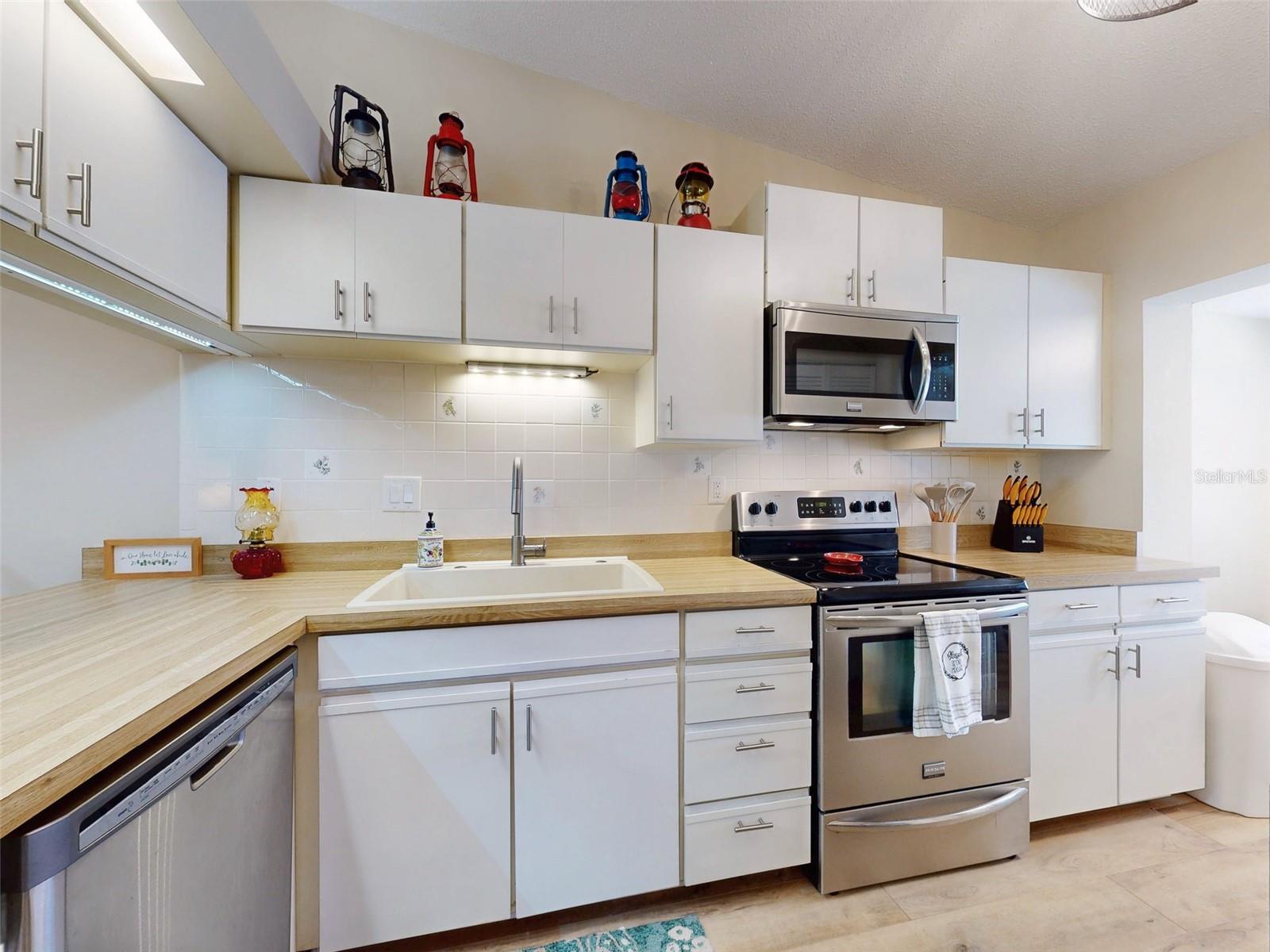 TERRACE HILL PATIO HOMES CONDO - Residential
