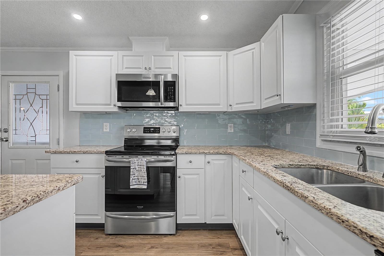 BURNT STORE COLONY MHP COOP - Residential