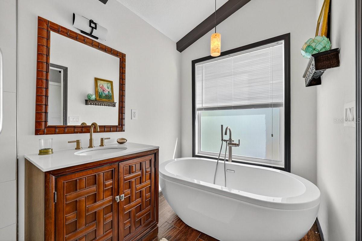 AVALON BY SEA - Residential