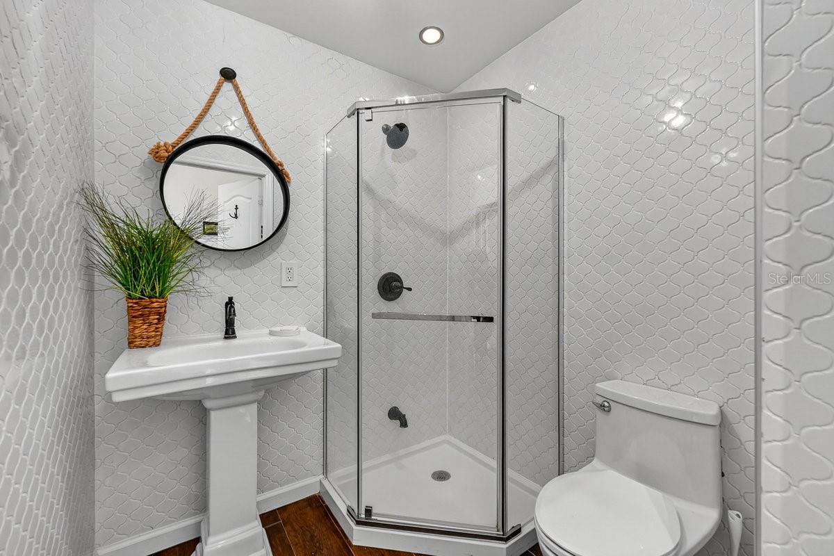 AVALON BY SEA - Residential