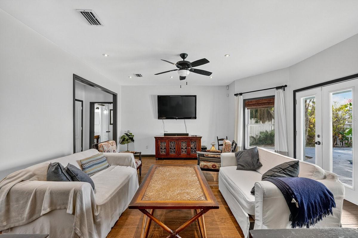 AVALON BY SEA - Residential